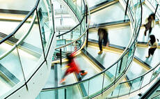 AllianceBernstein hires Adam Peters to lead UK retail distribution